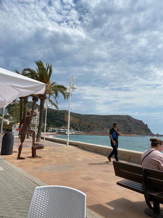 Javea Au Port Vue Mer Devant La Plage Grand Appartement Terrasse Clim Et Wifi Eksteriør bilde