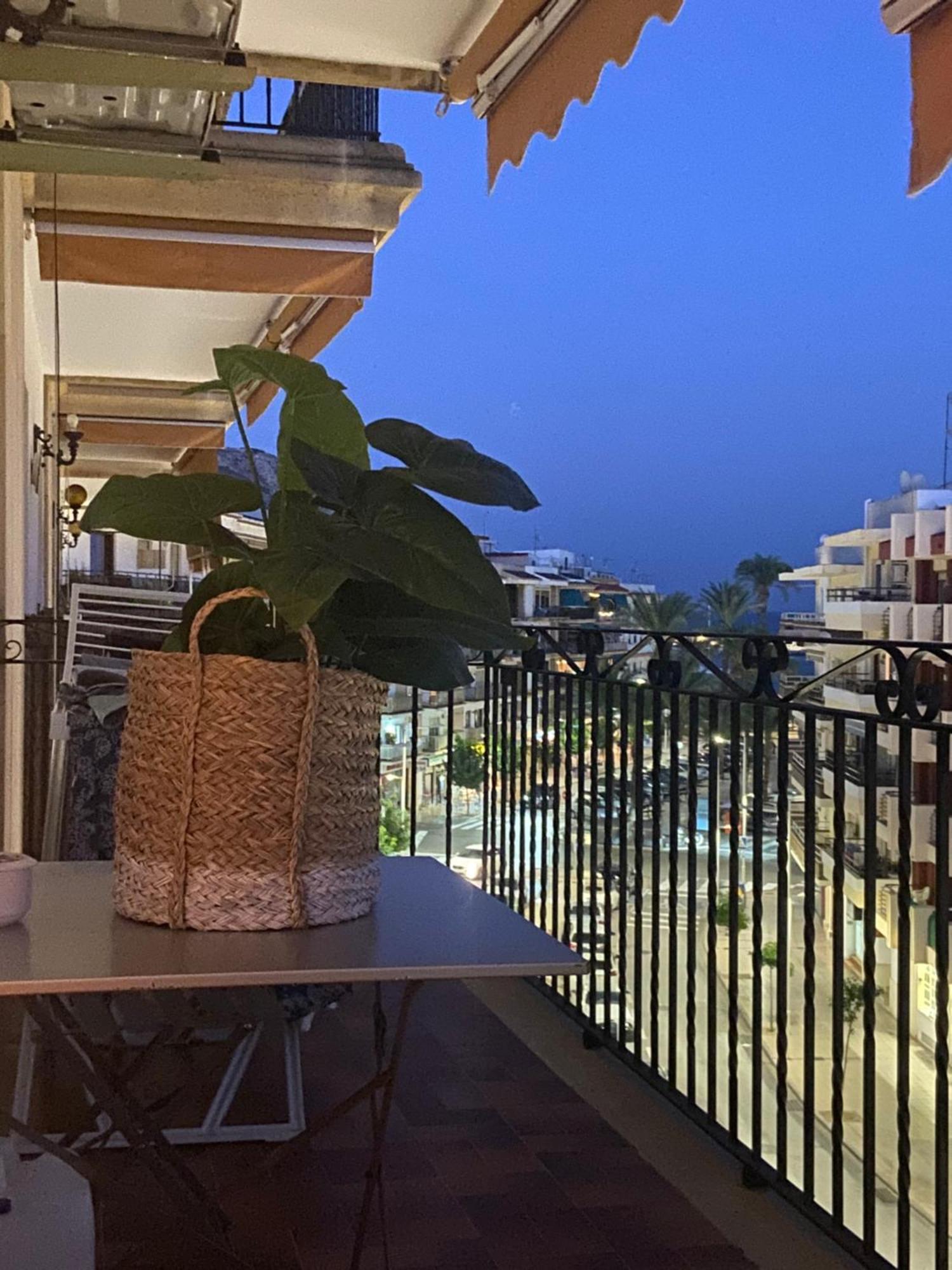 Javea Au Port Vue Mer Devant La Plage Grand Appartement Terrasse Clim Et Wifi Eksteriør bilde